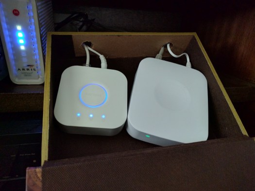 smartthings-hub-and-hue-bridge